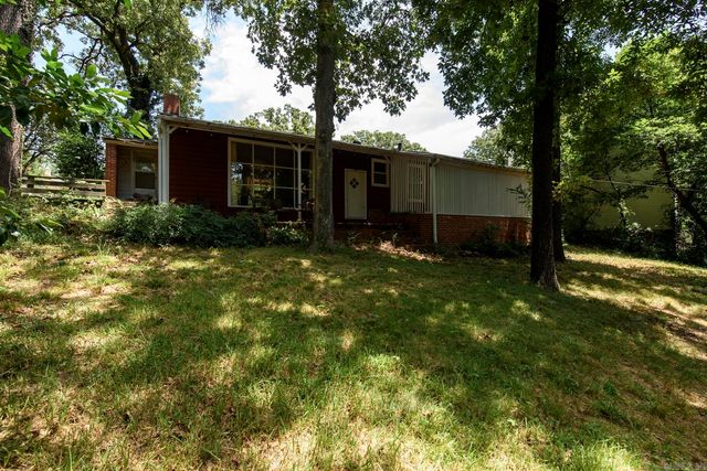 275 Plainview Circle, North Little Rock, AR 72116