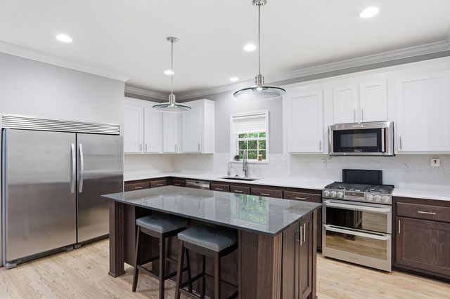 137 Dunmeyer Hill Road, Summerville, SC 29485