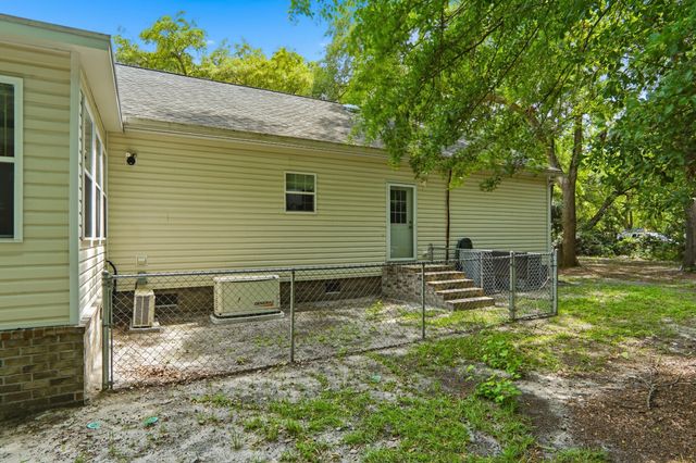 137 Dunmeyer Hill Road, Summerville, SC 29485