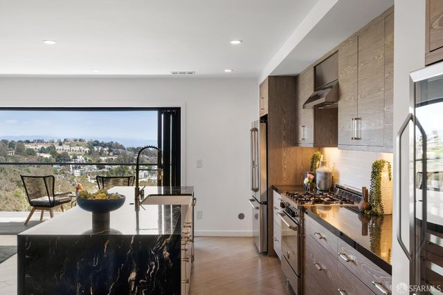 701 Teresita Boulevard, San Francisco, CA 94127