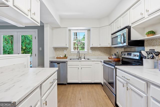 1929 Walthour Road, Savannah, GA 31410