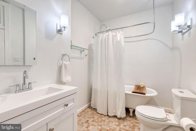 1509 S CHARLES ST, Baltimore, MD 21230