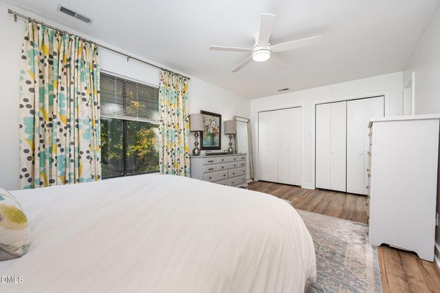 2 Vauxhall Place, Chapel Hill, NC 27517