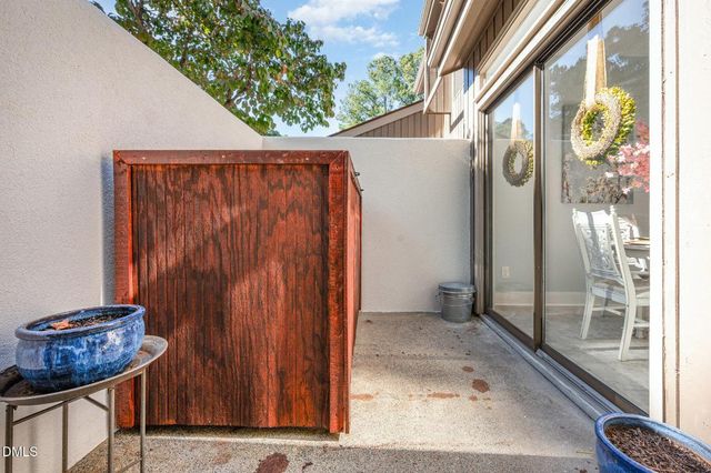 2 Vauxhall Place, Chapel Hill, NC 27517