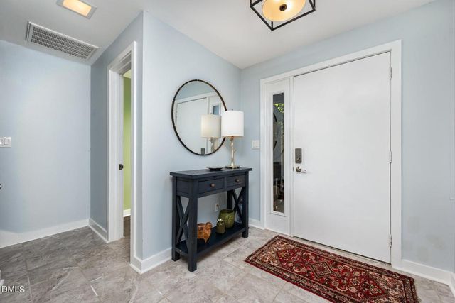 2 Vauxhall Place, Chapel Hill, NC 27517