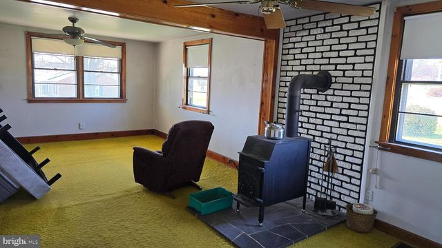 1077 PAPER MILL ROAD, Chambersburg, PA 17202