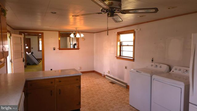 1077 PAPER MILL ROAD, Chambersburg, PA 17202