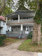 2016 W 85th Street Down, Cleveland, OH 44102