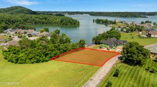 145 Amblecrest Drive, Vonore, TN 37885