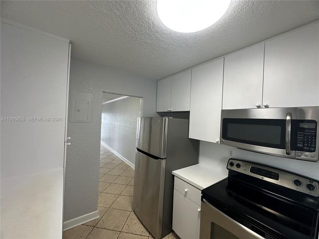 7981 S French Dr 2-101, Pembroke Pines, FL 33024