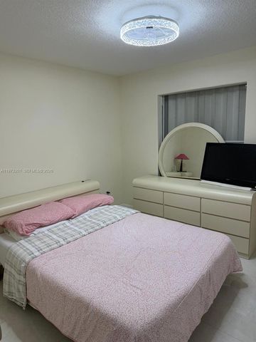 28565 SW 158th Ct A, Homestead, FL 33033