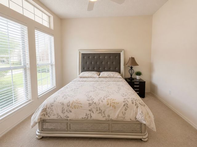 7930 Fox Chase Drive, Arlington, TX 76001
