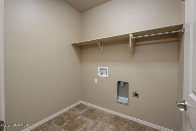 3962 Agua Caliente Drive, Las Cruces, NM 88012
