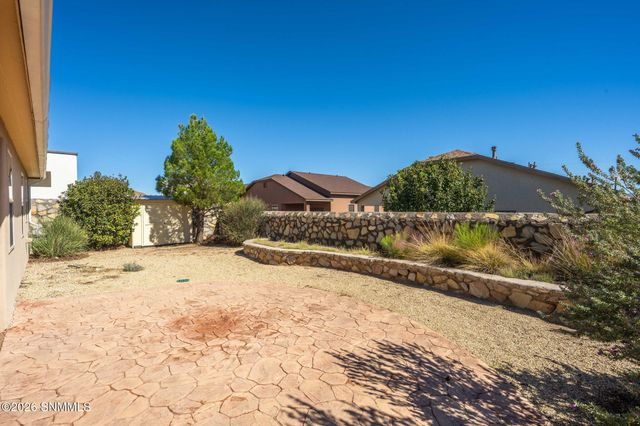 3962 Agua Caliente Drive, Las Cruces, NM 88012