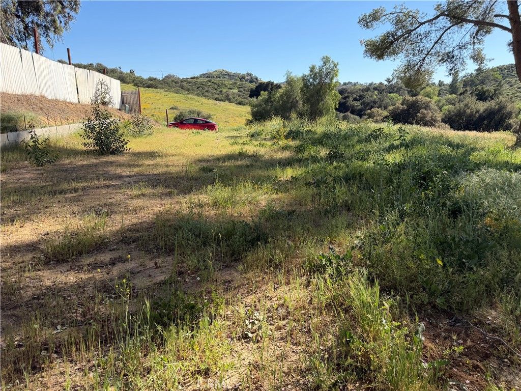 Image 2 of property listing at 24650 Fir, Menifee, CA 92584