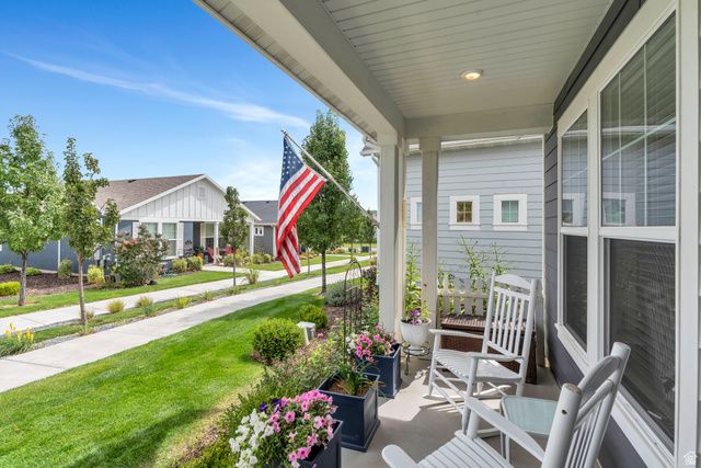 6101 W LAKE AVE, South Jordan, UT 84009