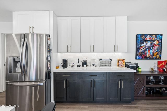 3968 W HEARN Road, Phoenix, AZ 85053