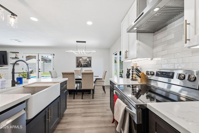 3968 W HEARN Road, Phoenix, AZ 85053