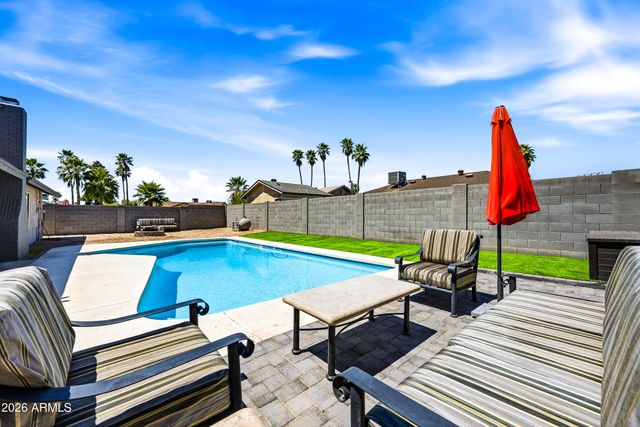 3968 W HEARN Road, Phoenix, AZ 85053