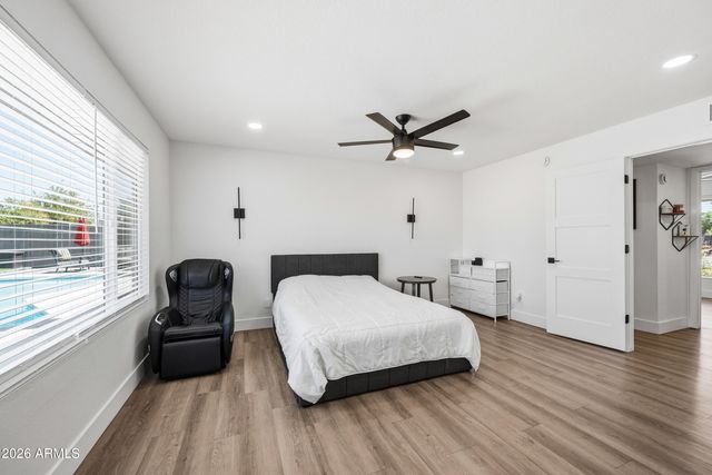 3968 W HEARN Road, Phoenix, AZ 85053