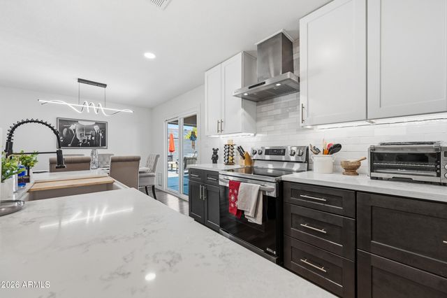 3968 W HEARN Road, Phoenix, AZ 85053