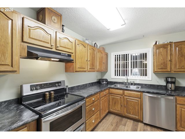 4015 Se 171ST Ave, Portland, OR 97236