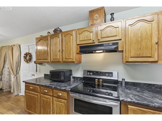 4015 Se 171ST Ave, Portland, OR 97236