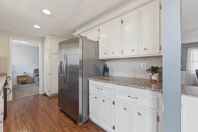 8500 E Lakeland, Wichita, KS 67207