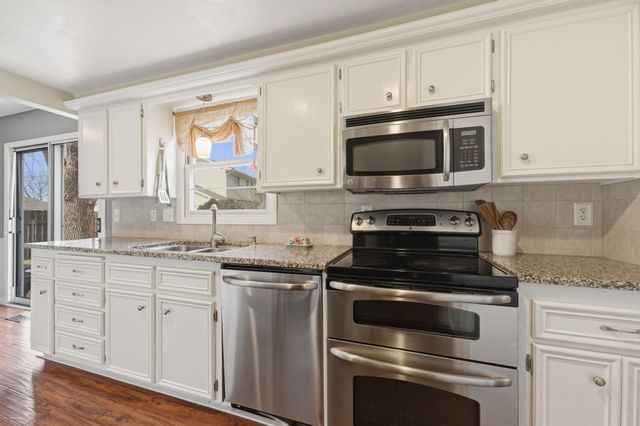 8500 E Lakeland, Wichita, KS 67207