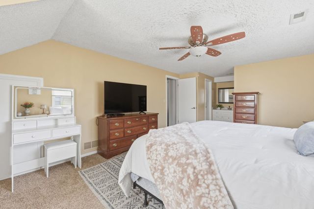 8500 E Lakeland, Wichita, KS 67207