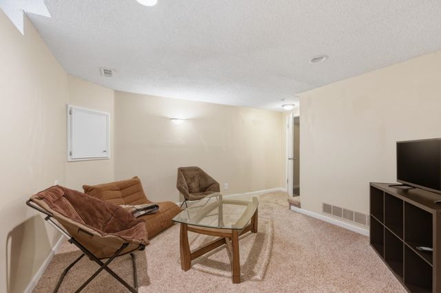 8500 E Lakeland, Wichita, KS 67207