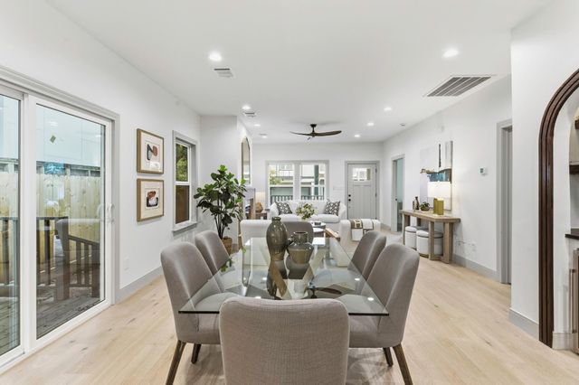 1202 Aurora Street, Houston, TX 77009