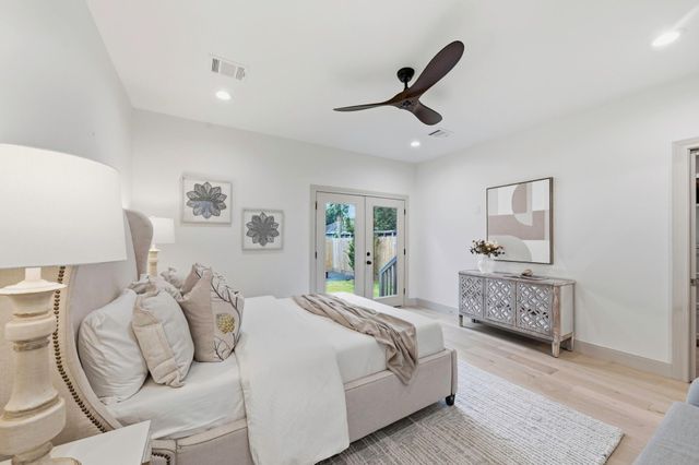 1202 Aurora Street, Houston, TX 77009