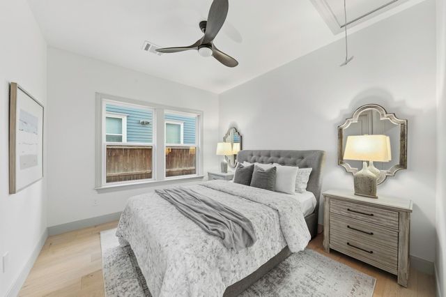 1202 Aurora Street, Houston, TX 77009