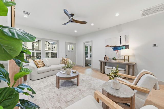 1202 Aurora Street, Houston, TX 77009