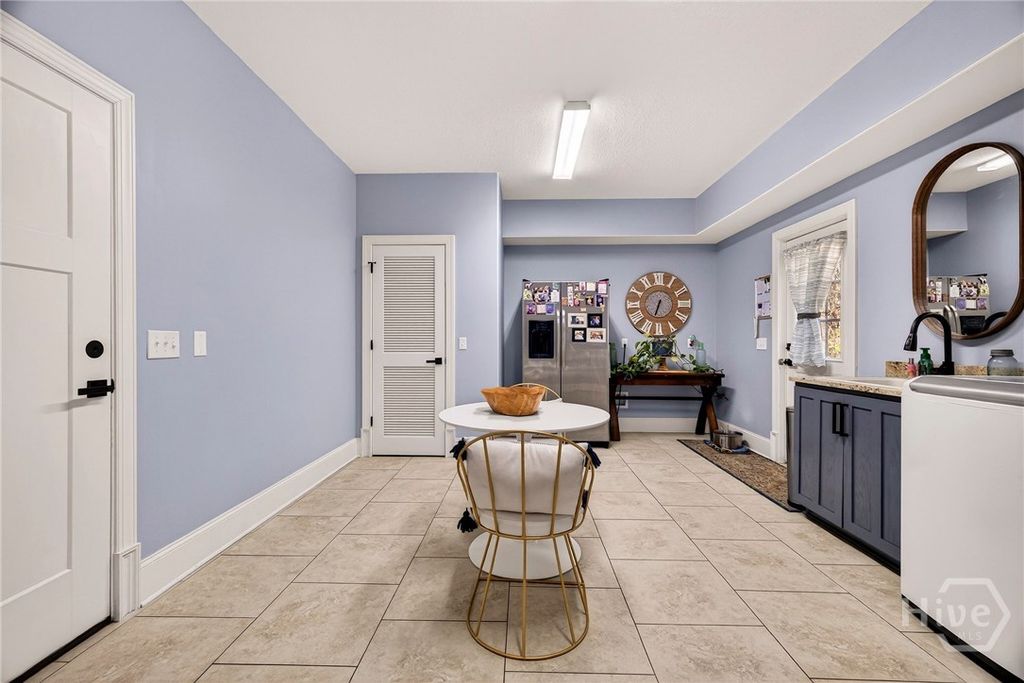 Image 33 of property listing at 275 Kilkenny Road, Richmond Hill, GA 31324