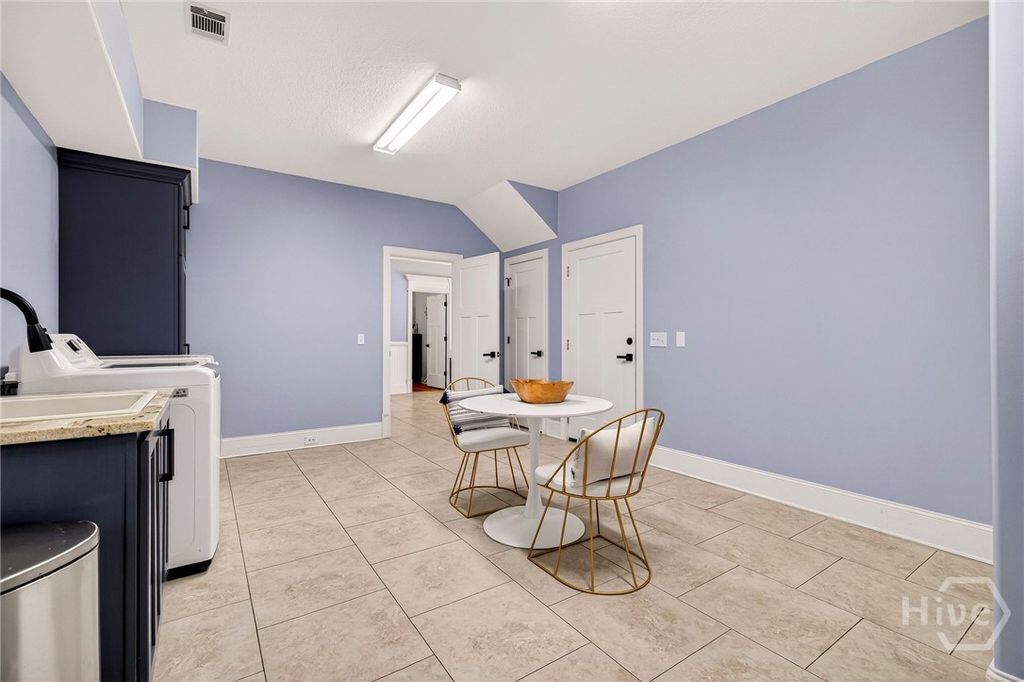 Image 36 of property listing at 275 Kilkenny Road, Richmond Hill, GA 31324