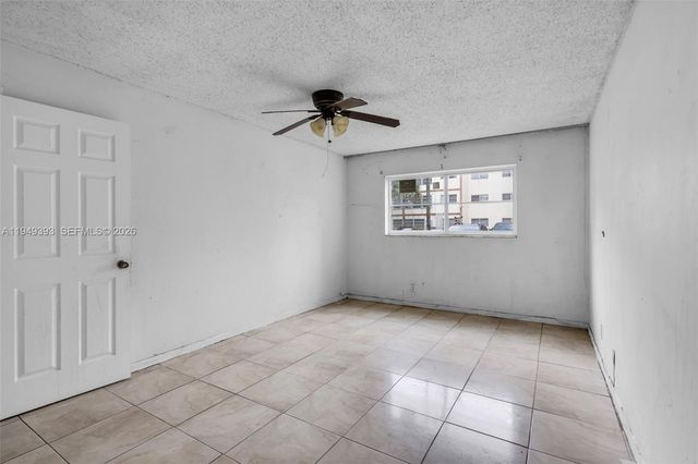 4047 NW 16th St 107, Lauderhill, FL 33313