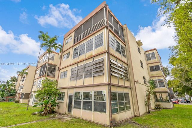 4047 NW 16th St 107, Lauderhill, FL 33313