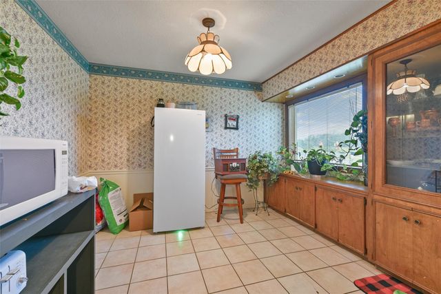 1804 36th Street N, Texas City, TX 77590