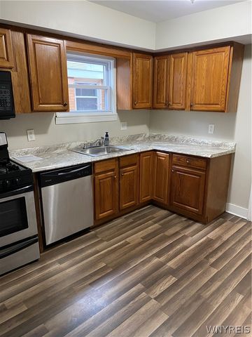 75 Rosary Avenue, Lackawanna, NY 14218