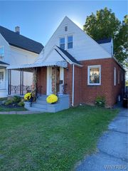 75 Rosary Avenue, Lackawanna, NY 14218