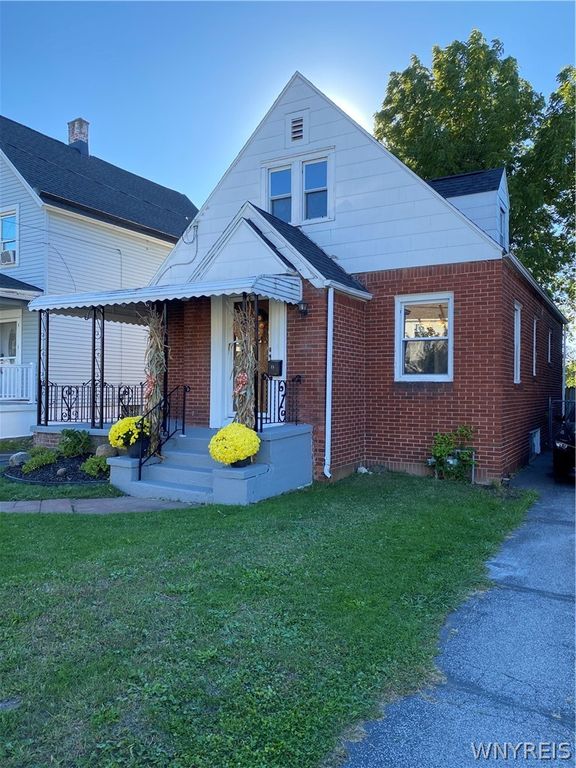 75 Rosary Avenue, Lackawanna, NY 14218