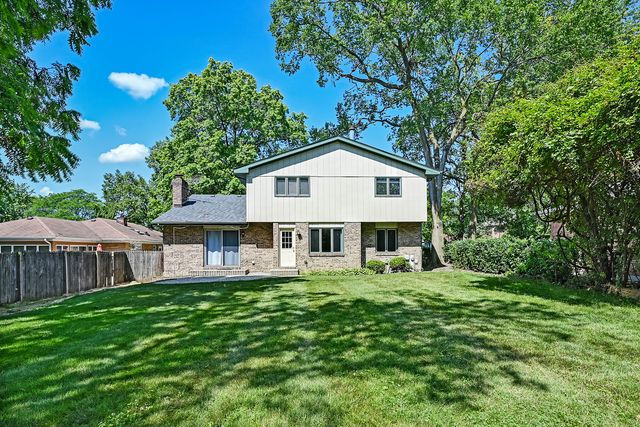 5631 S Elm Street, Hinsdale, IL 60521
