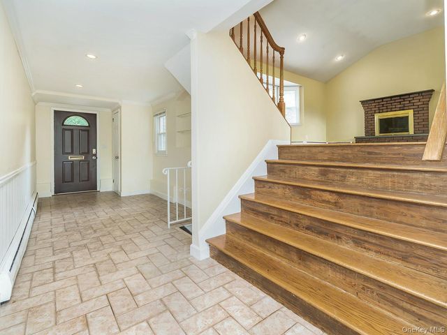 7 plainview Road, Bethpage, NY 11714
