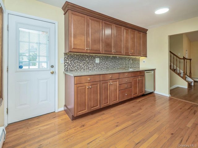 7 plainview Road, Bethpage, NY 11714