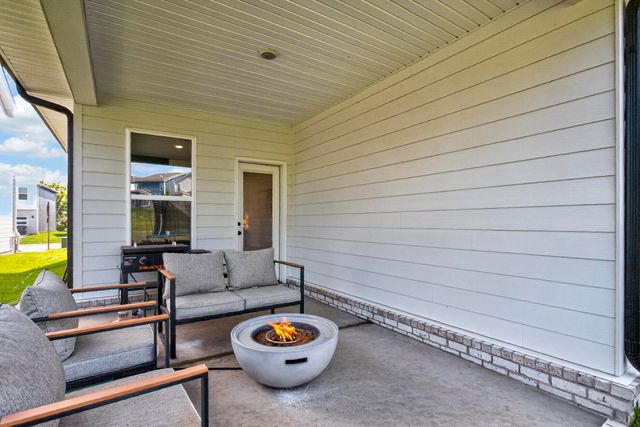 1252 Linn Cove Ct, Gallatin, TN 37066