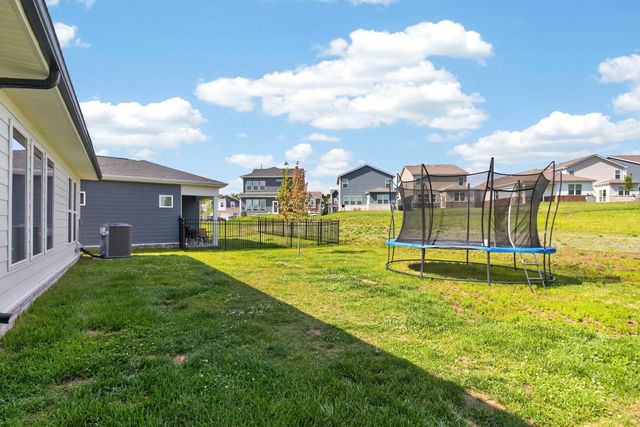 1252 Linn Cove Ct, Gallatin, TN 37066