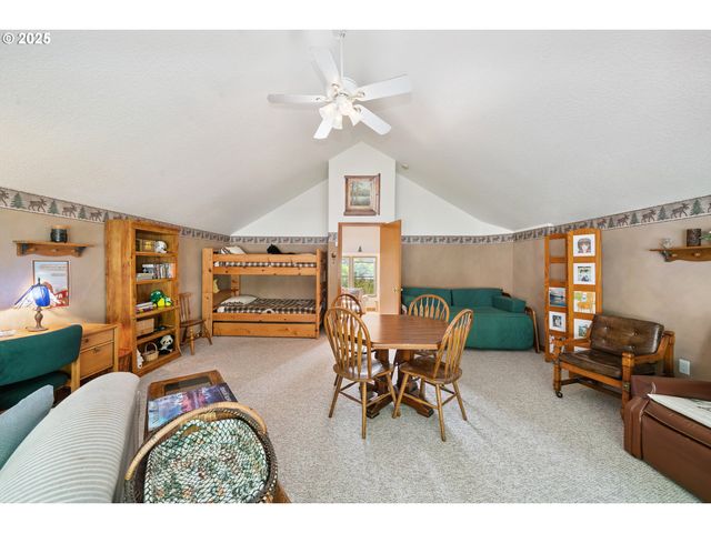 3732 COHO Pl, Cannon Beach, OR 97110