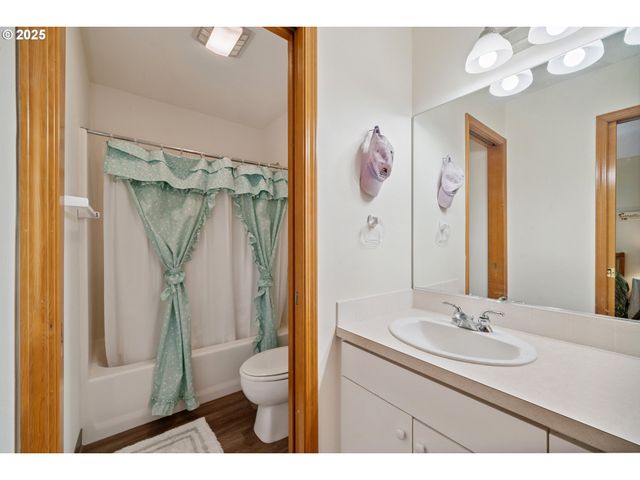 3732 COHO Pl, Cannon Beach, OR 97110